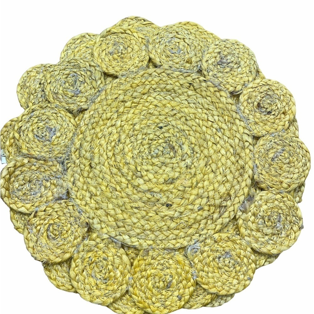 Domain Set of 4 wheat gold woven place mats